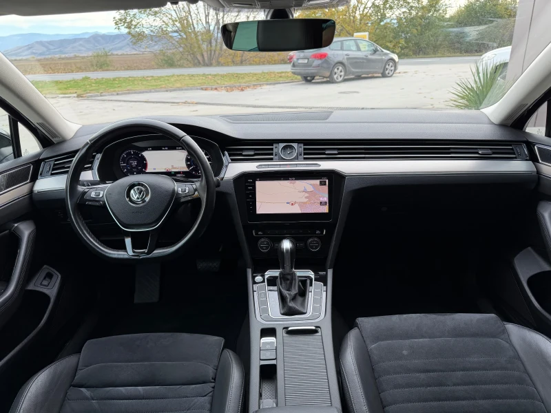 VW Passat 2.0TDI-DIGITAL-190к.с- 4Motion-HIGH LINE-АЛКАНТАРА, снимка 12 - Автомобили и джипове - 52389569