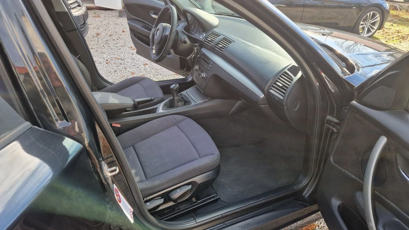 BMW 118 2.0 D 143 kc.FACELIFT EURO 5, снимка 13 - Автомобили и джипове - 52401500