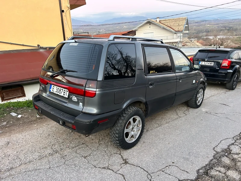 Mitsubishi Space wagon 1.8 Бензин-Газ 4х4 7 местен, снимка 13 - Автомобили и джипове - 52924259