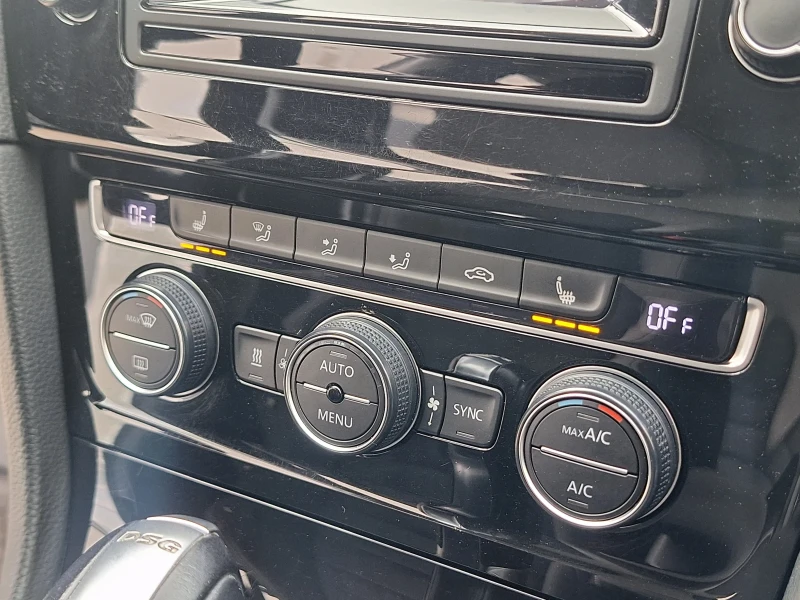 VW Golf VII/2.0 TDI/DSG/2015, снимка 14 - Автомобили и джипове - 52947165