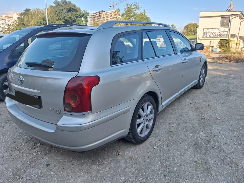 Toyota Avensis 2.0 D4D, снимка 5 - Автомобили и джипове - 53247778