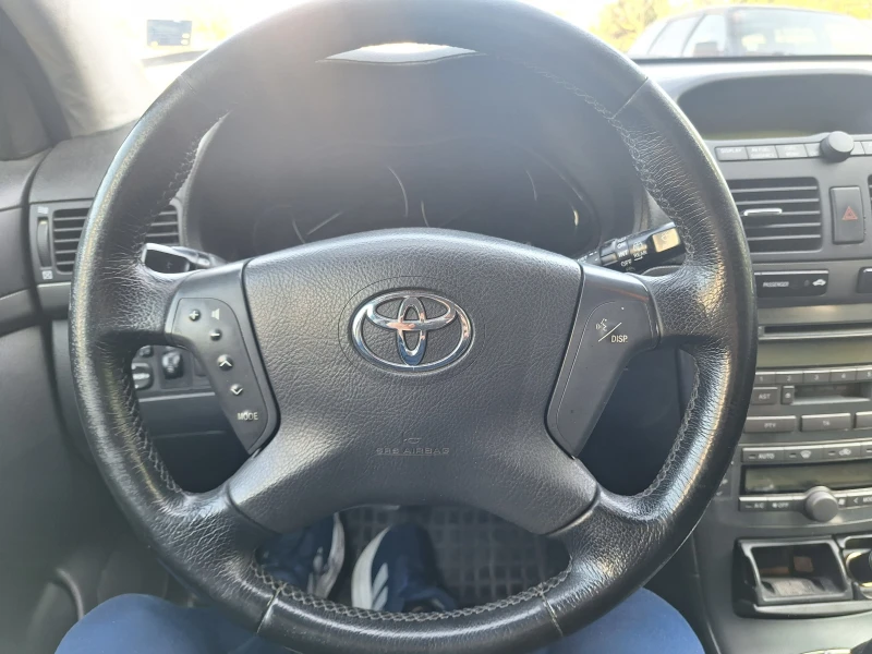 Toyota Avensis 2.0 D4D, снимка 8 - Автомобили и джипове - 53247778