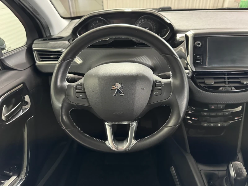 Peugeot 208 1.2 i ALLURE - LED/ FACE/ EURO 6B , снимка 11 - Автомобили и джипове - 53342902