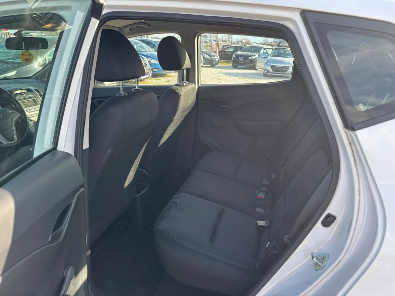 Hyundai Ix20 1, 4, снимка 13 - Автомобили и джипове - 53403803