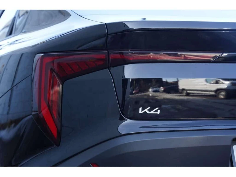 Kia K4 * LX FWD/APPLE CARPLAY/ CAMERA/ NO ACCIDENTS * CAR, снимка 6 - Автомобили и джипове - 53586434