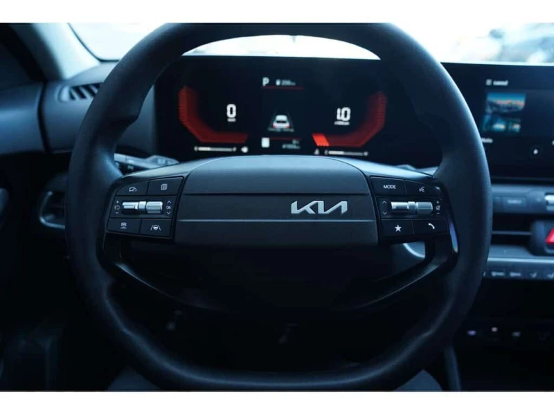 Kia K4 * LX FWD/APPLE CARPLAY/ CAMERA/ NO ACCIDENTS * CAR, снимка 11 - Автомобили и джипове - 53586434