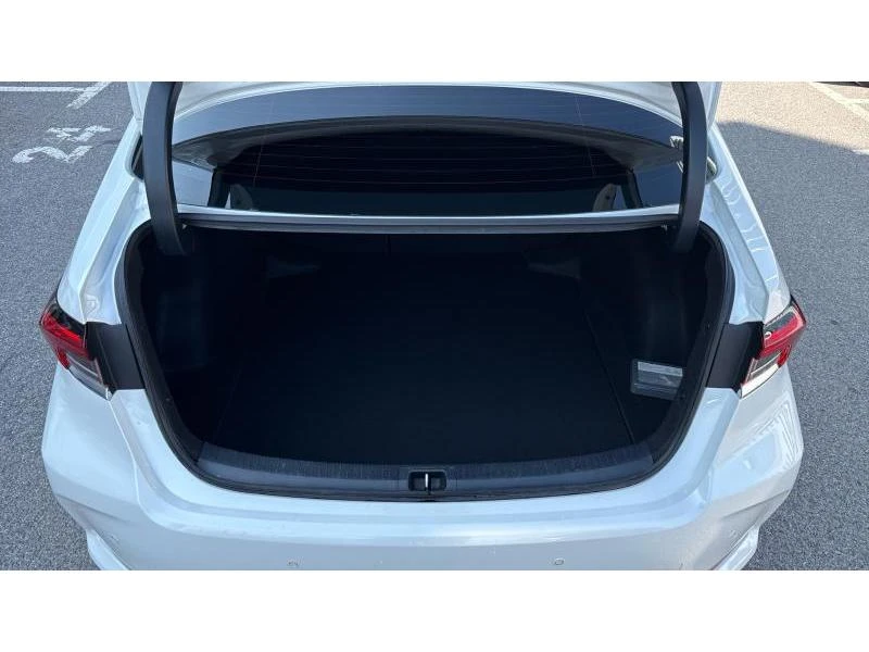 Toyota Corolla SDN 1.8 HSD EXECUTIVE, снимка 10 - Автомобили и джипове - 53866699