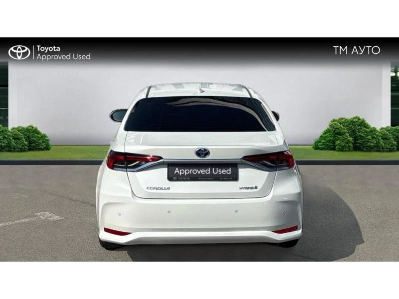 Toyota Corolla SDN 1.8 HSD EXECUTIVE, снимка 4 - Автомобили и джипове - 53866699