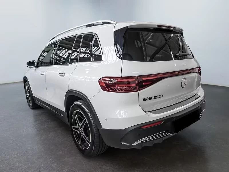 Mercedes-Benz EQB 250+ AMG/FACELIFT/PANO/360/LED/KEYLESS/, снимка 3 - Автомобили и джипове - 53913918