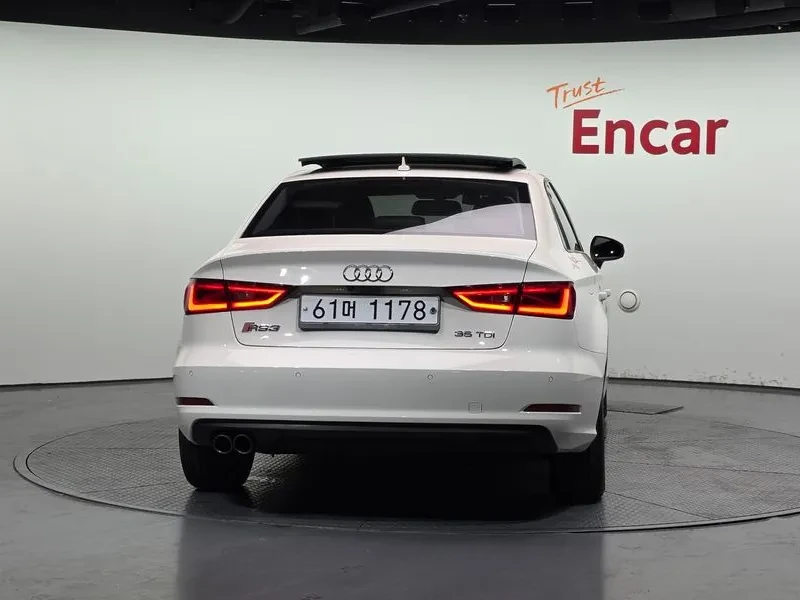 Audi A3 2.0 TDI, снимка 4 - Автомобили и джипове - 54547553