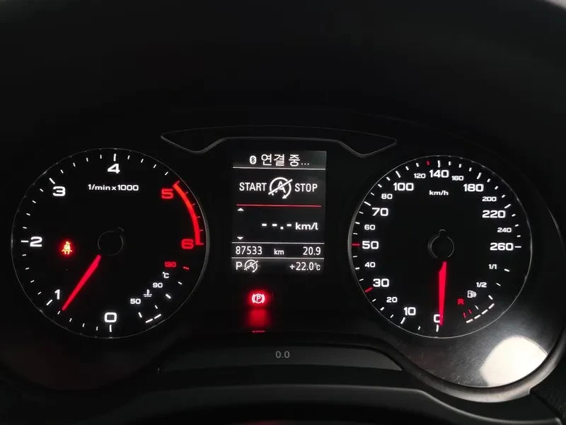 Audi A3 2.0 TDI, снимка 8 - Автомобили и джипове - 54547553
