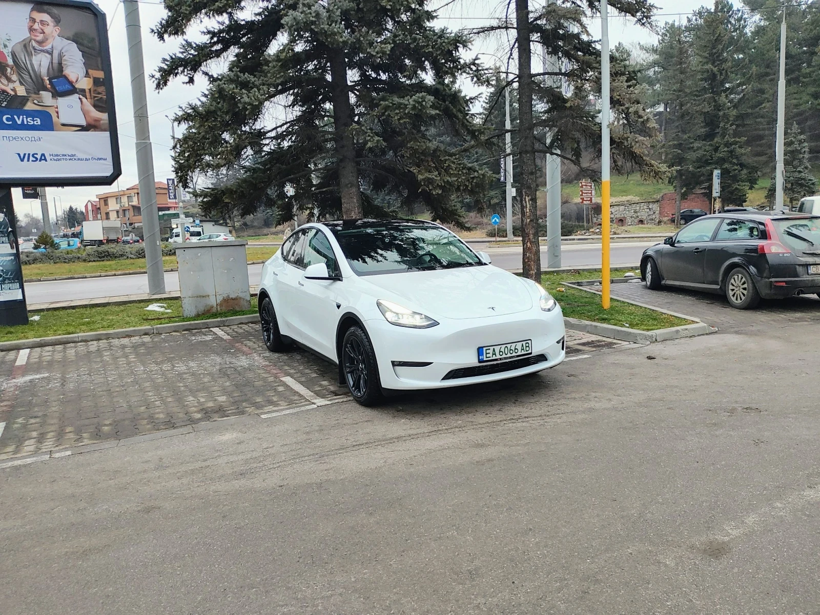 Tesla Model Y Dual motor , снимка 1