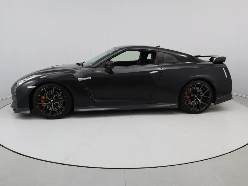 Nissan Gt-r R35 3.8 V6 Black Edition  - изображение 7