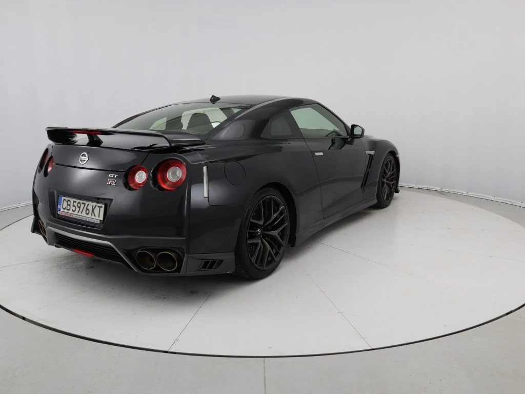 Nissan Gt-r R35 3.8 V6 Black Edition  - изображение 6