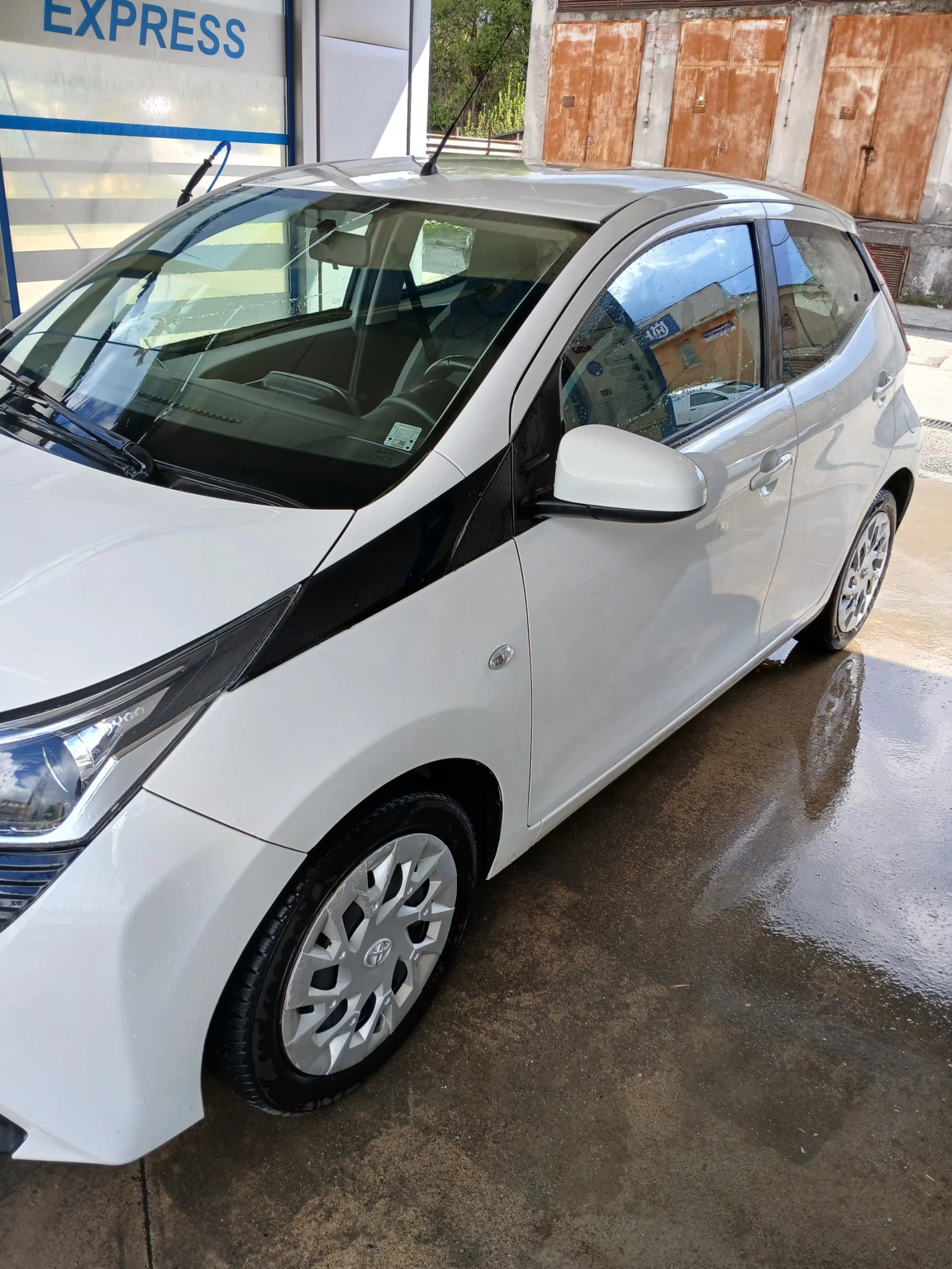 Toyota Aygo Aygo vvti автомат, регистрация, x-play.бартер - изображение 4