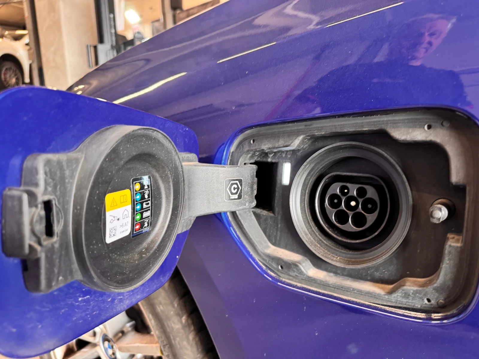 BMW 330 E-HYBRID Touring M Sport Package | Mobile.bg   12