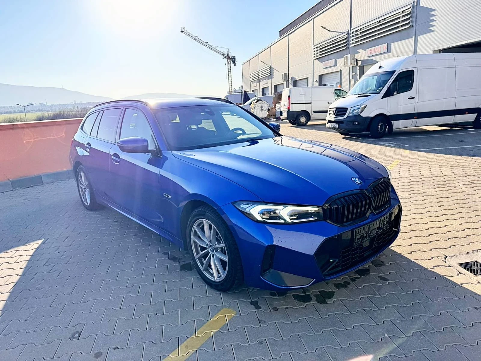BMW 330 E-HYBRID Touring M Sport Package - изображение 6