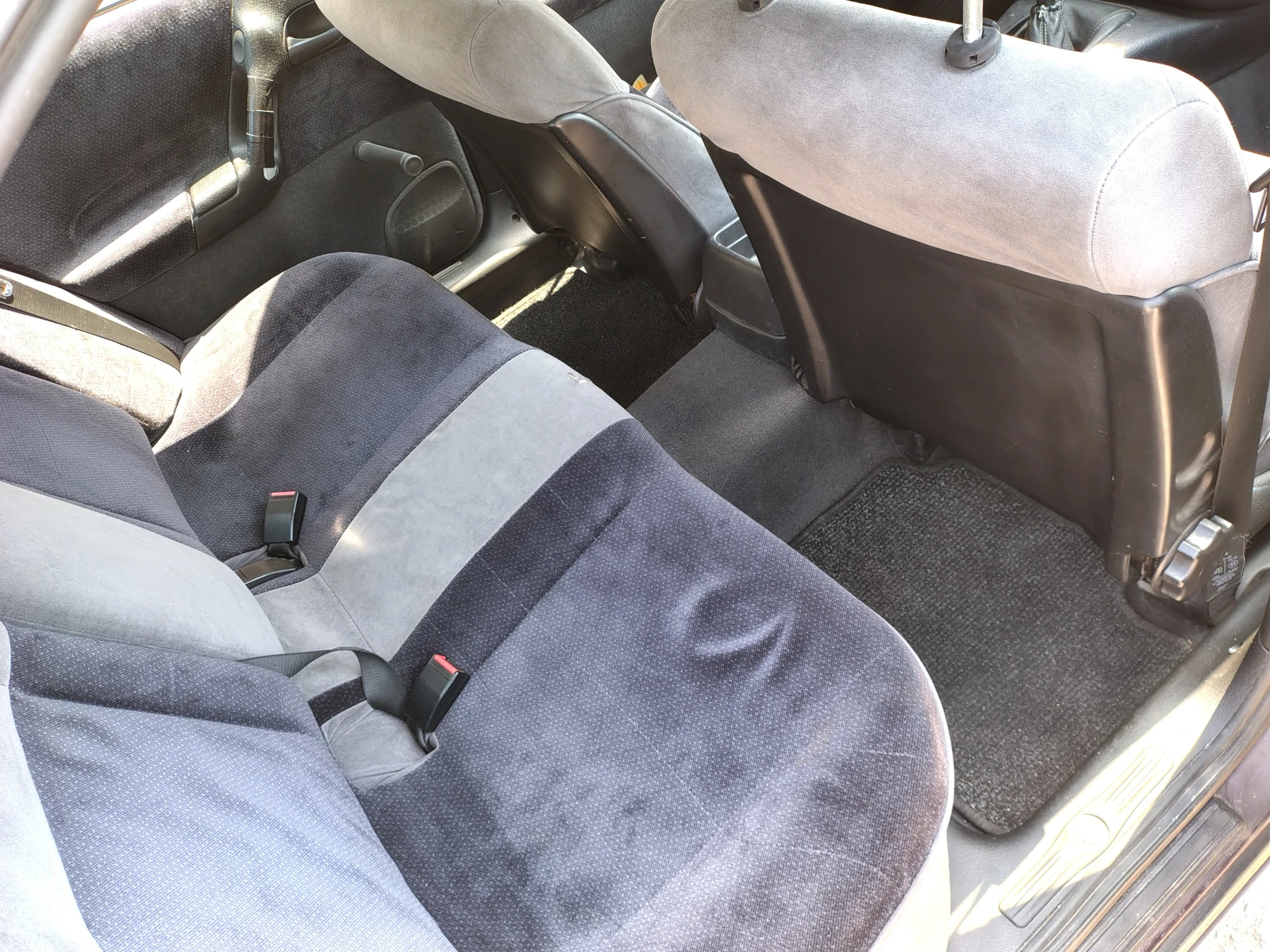 Opel Omega 2.0 16V - изображение 6