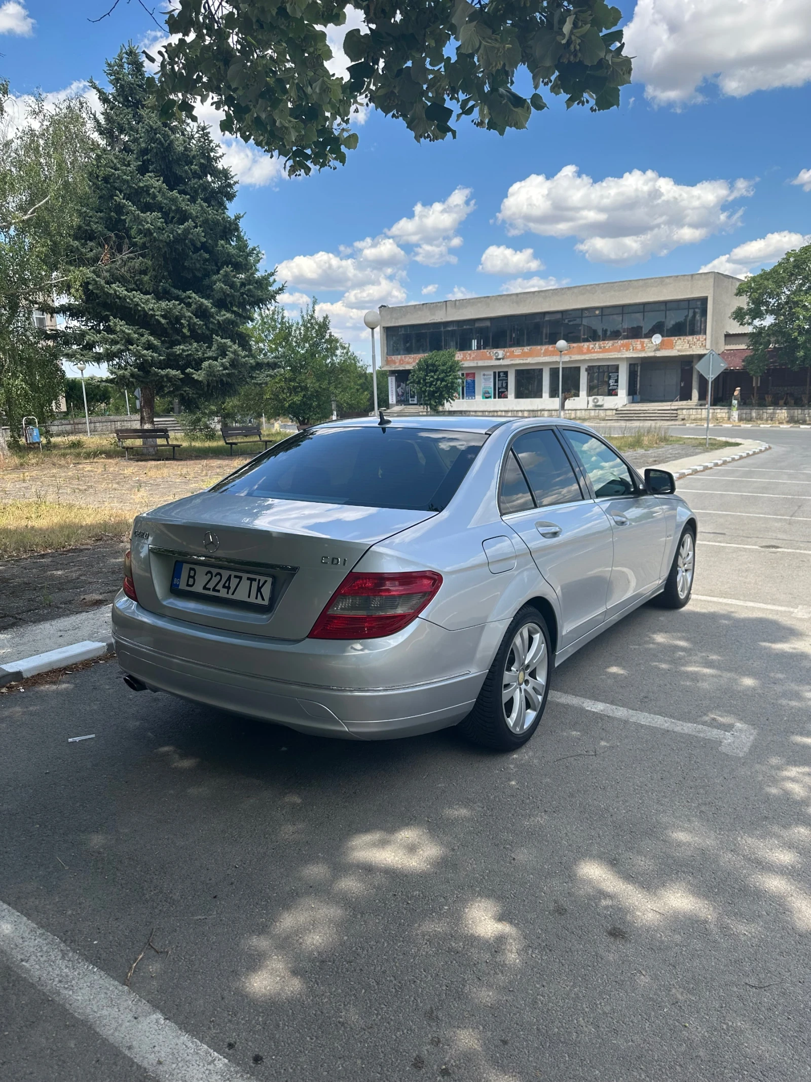 Mercedes-Benz C 220  - изображение 10