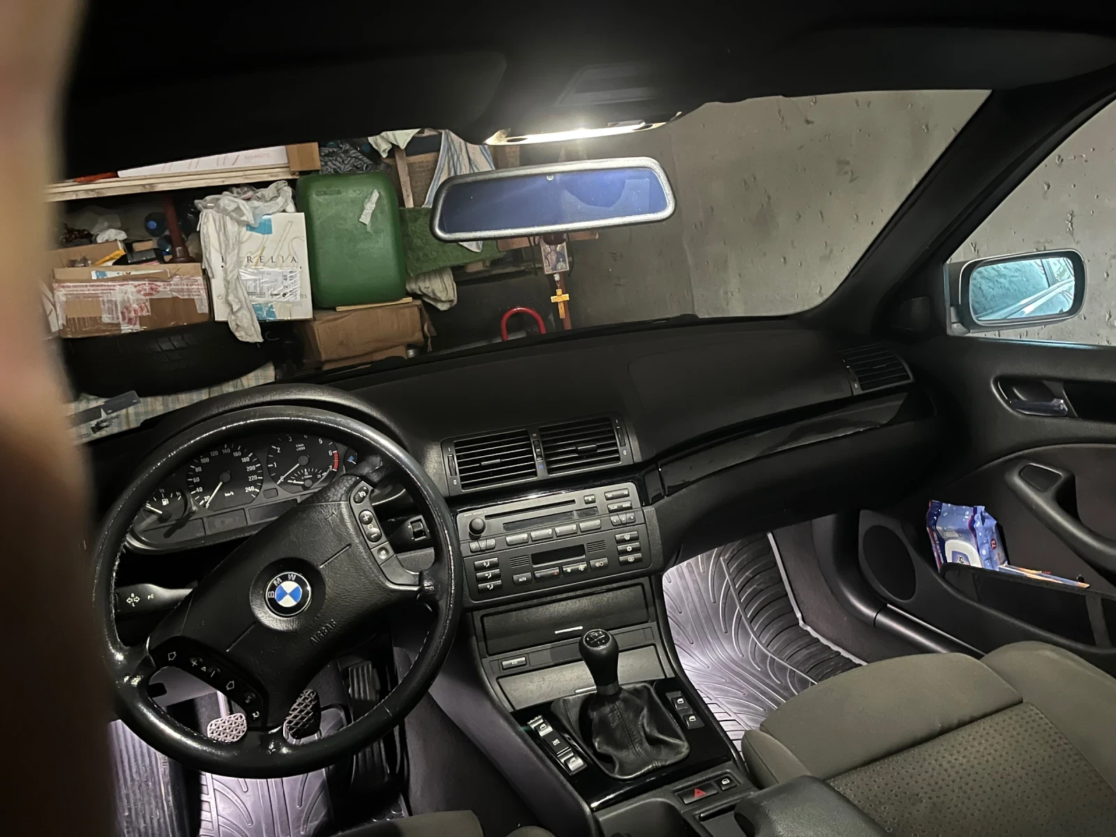BMW 320  - изображение 5