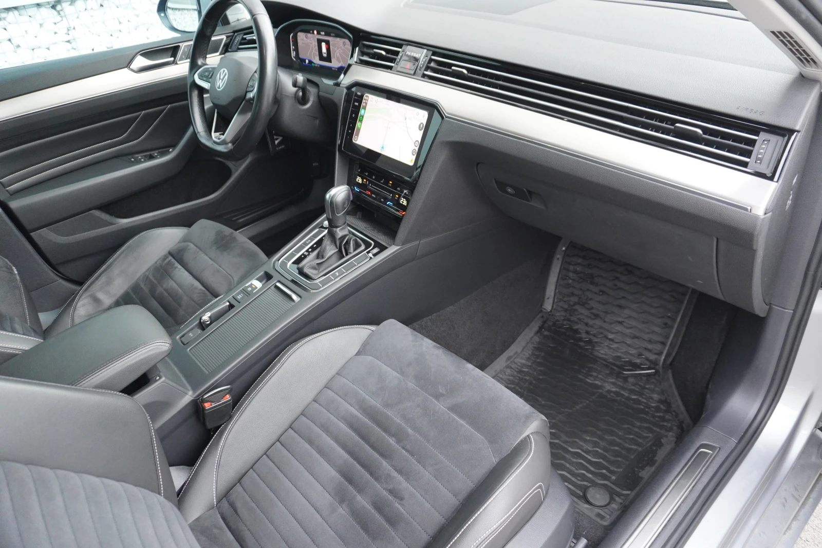 VW Passat 2.0TDI ELEGANCE DSG Virtual cockpit | Mobile.bg   15