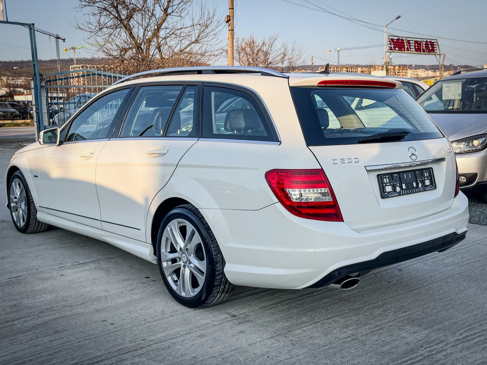Mercedes-Benz C 200 CDI - AMG LINE - изображение 6