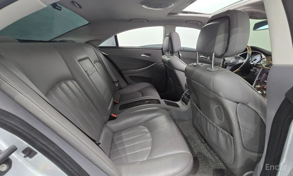 Mercedes-Benz CLS 350, снимка 12 - Автомобили и джипове - 53729248
