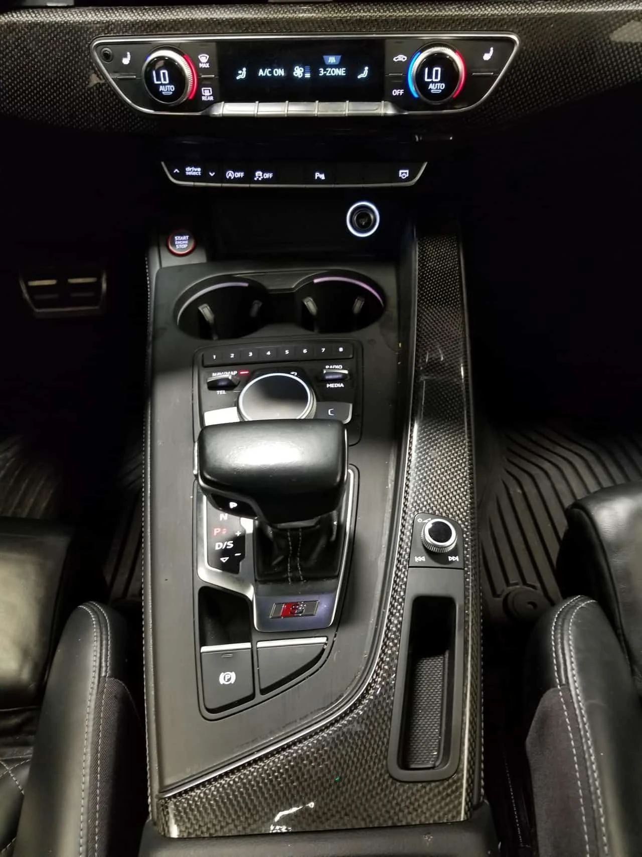 Audi S4 Technik | DISTRONIC | 360 | ШИБЕДАХ | МАСАЖ | CRFX, снимка 8 - Автомобили и джипове - 53767431