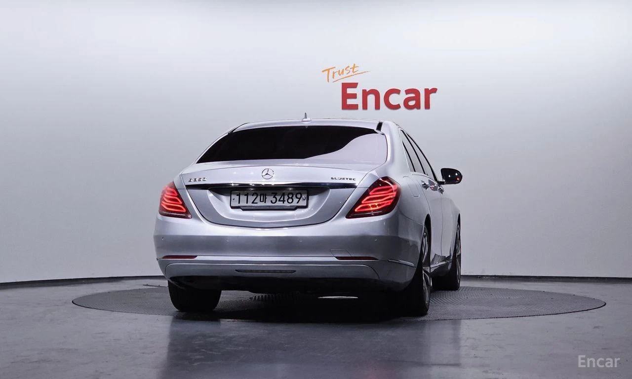 Mercedes-Benz 350 D* 4MATIC* BURMESTER* ОБДУХВАНЕ* ПАНО* 360* КАМЕРИ, снимка 4 - Автомобили и джипове - 54370830