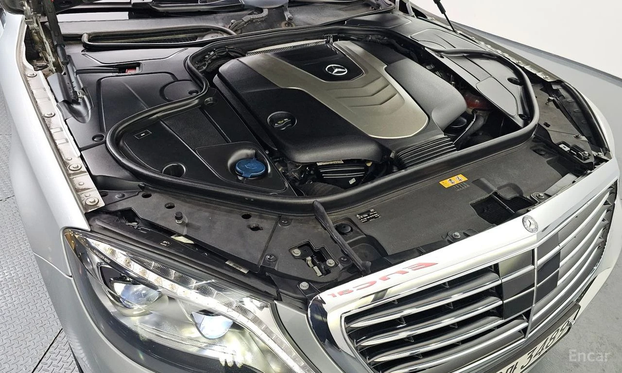 Mercedes-Benz 350 D* 4MATIC* BURMESTER* ОБДУХВАНЕ* ПАНО* 360* КАМЕРИ, снимка 15 - Автомобили и джипове - 54370830