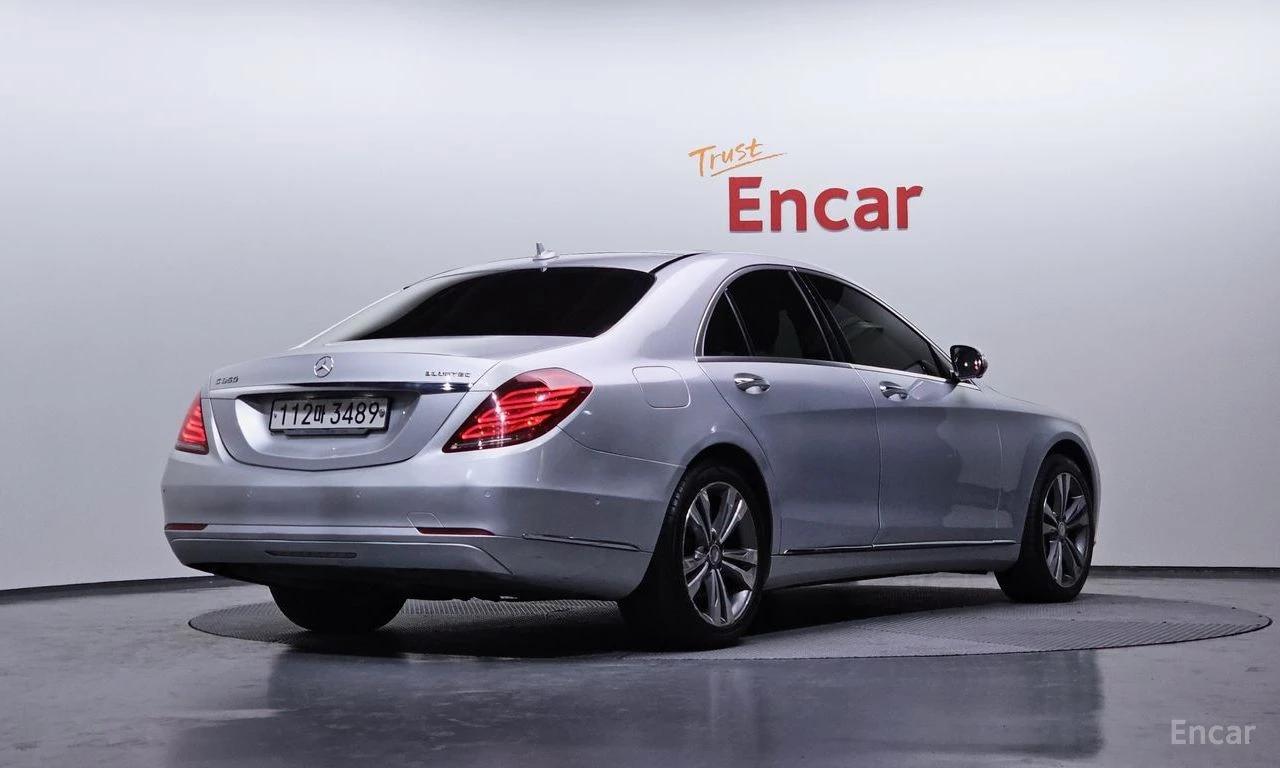 Mercedes-Benz 350 D* 4MATIC* BURMESTER* ОБДУХВАНЕ* ПАНО* 360* КАМЕРИ, снимка 2 - Автомобили и джипове - 54370830