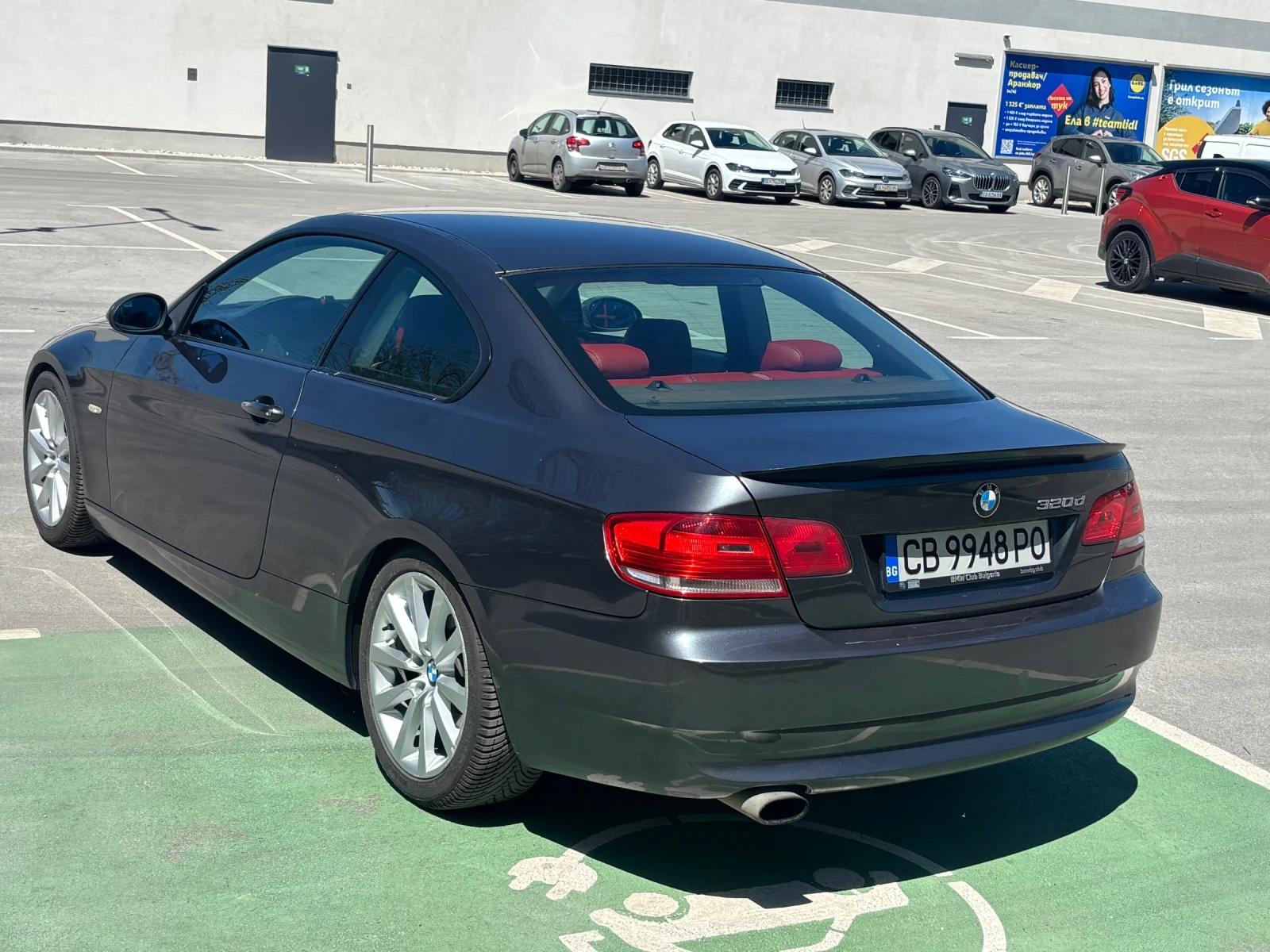 BMW 320, снимка 4 - Автомобили и джипове - 54452519