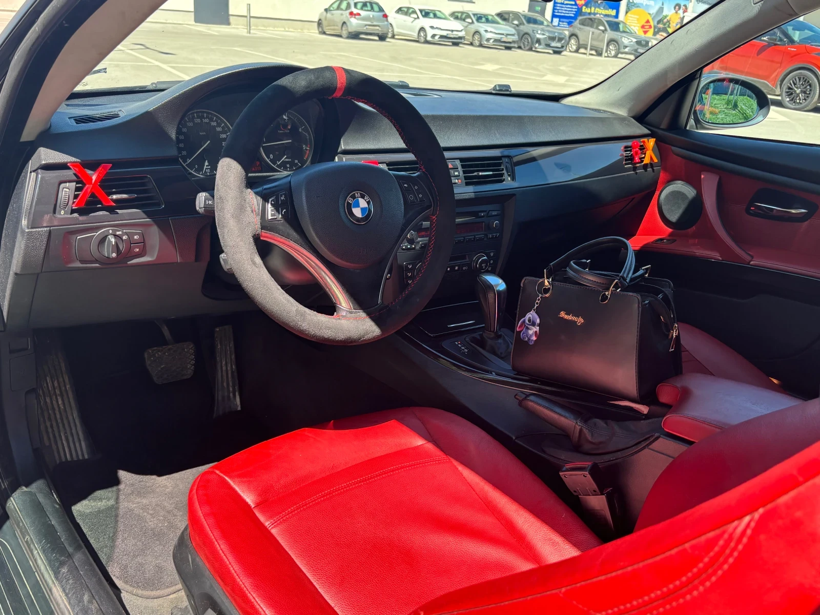 BMW 320, снимка 6 - Автомобили и джипове - 54452519