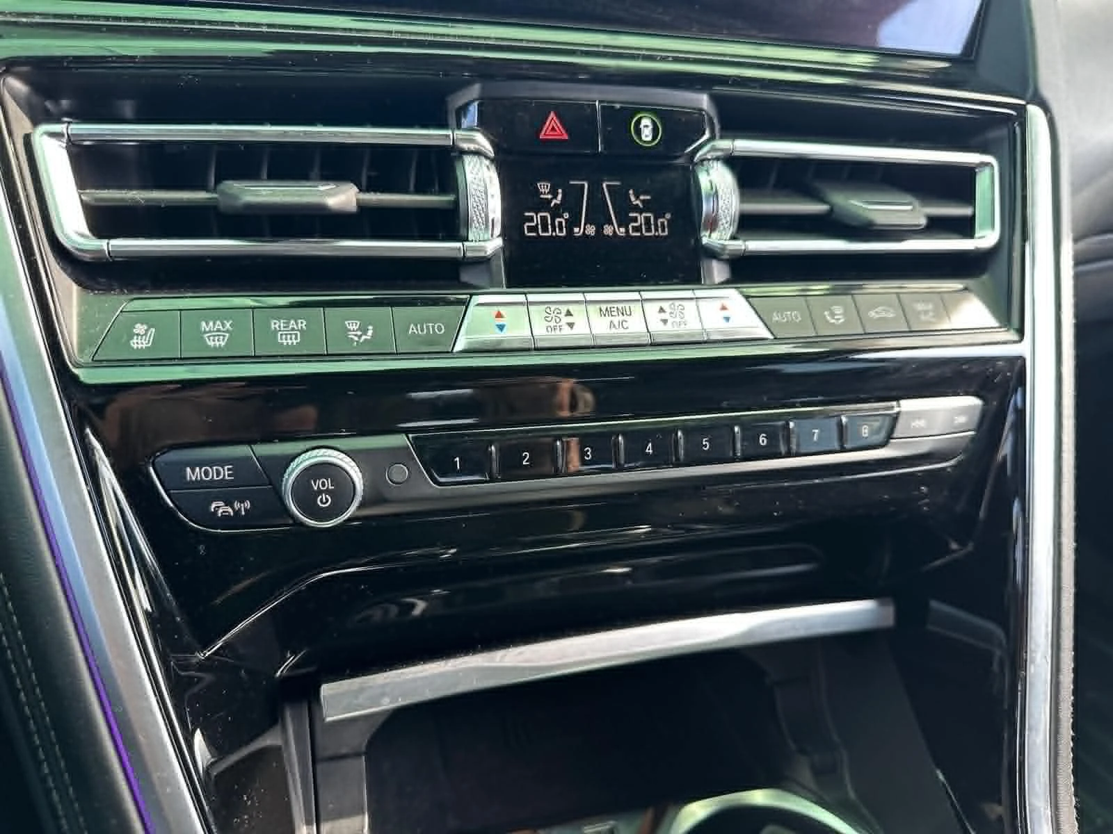 BMW 850 M850i, снимка 13 - Автомобили и джипове - 54503344