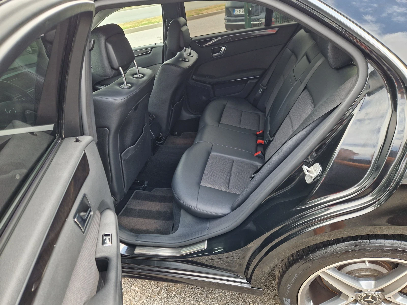 Mercedes-Benz E 250 250CDI 204HP.AVNGARDE ITALIA, снимка 10 - Автомобили и джипове - 54890401