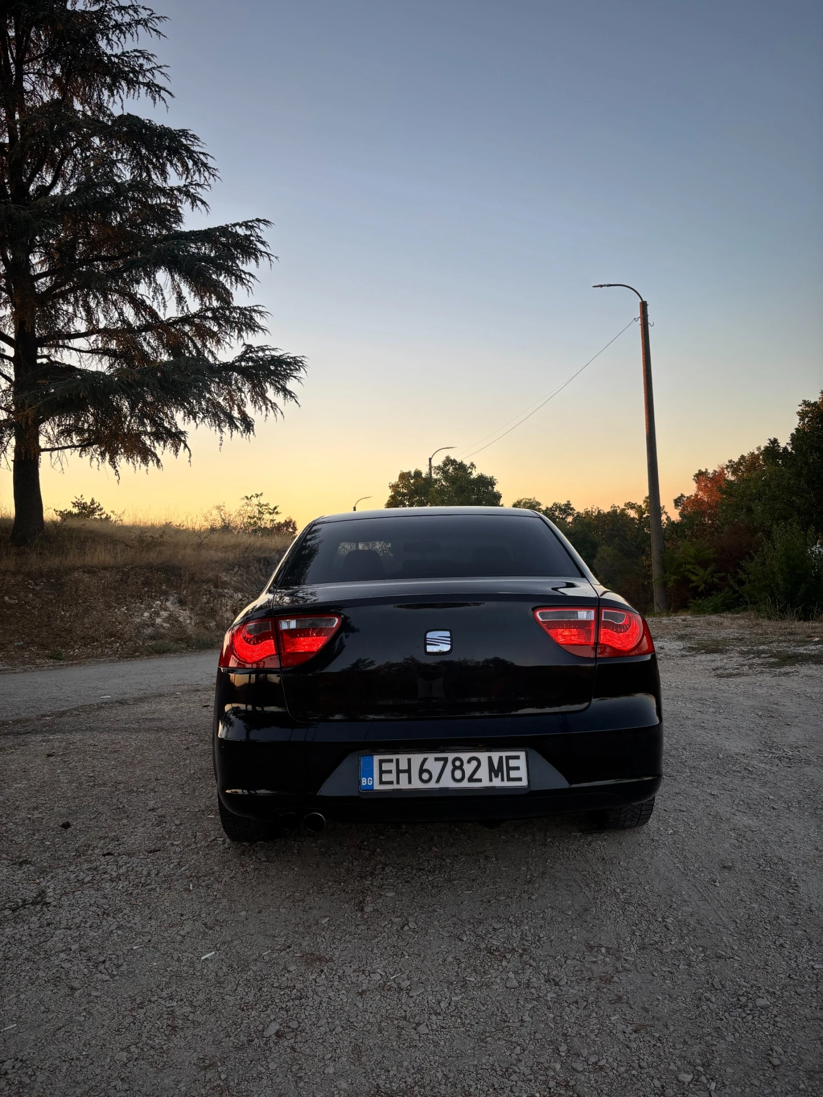 Seat Exeo 2.0 TDI, снимка 8 - Автомобили и джипове - 54964688