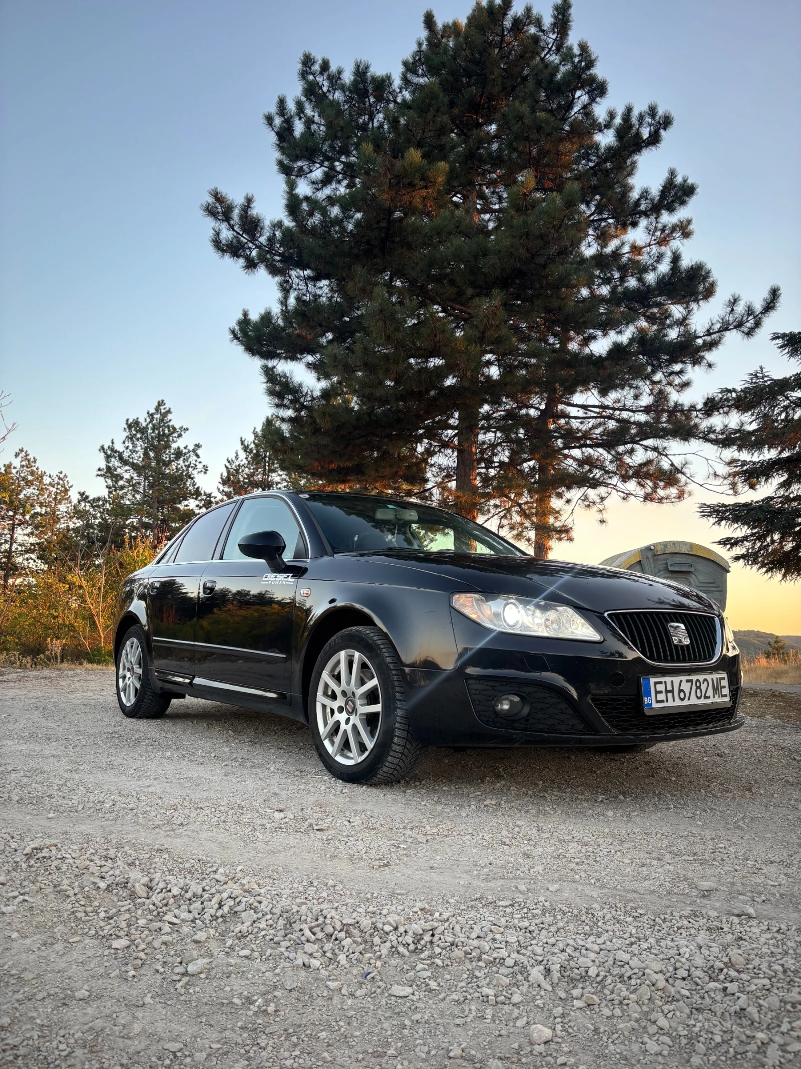 Seat Exeo 2.0 TDI, снимка 12 - Автомобили и джипове - 54964688