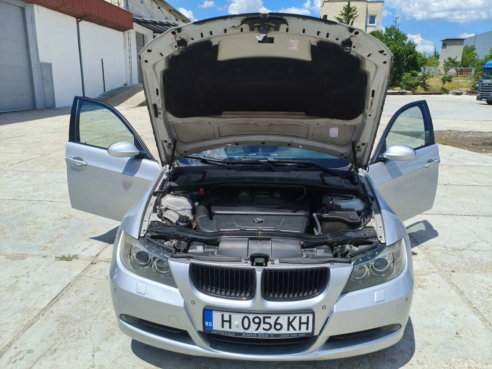 BMW 320 320 d, снимка 15 - Автомобили и джипове - 54983168