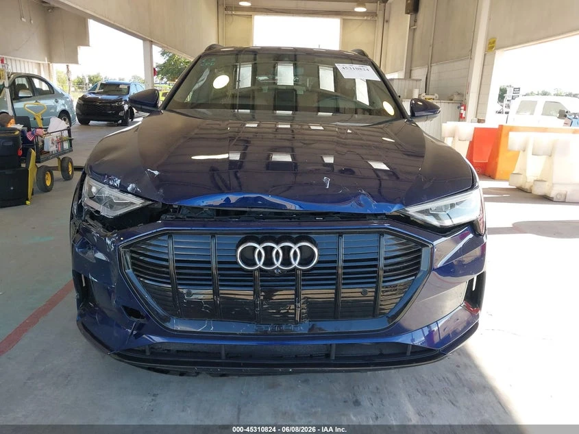 Audi E-Tron Premium Quattro, снимка 13 - Автомобили и джипове - 55004148