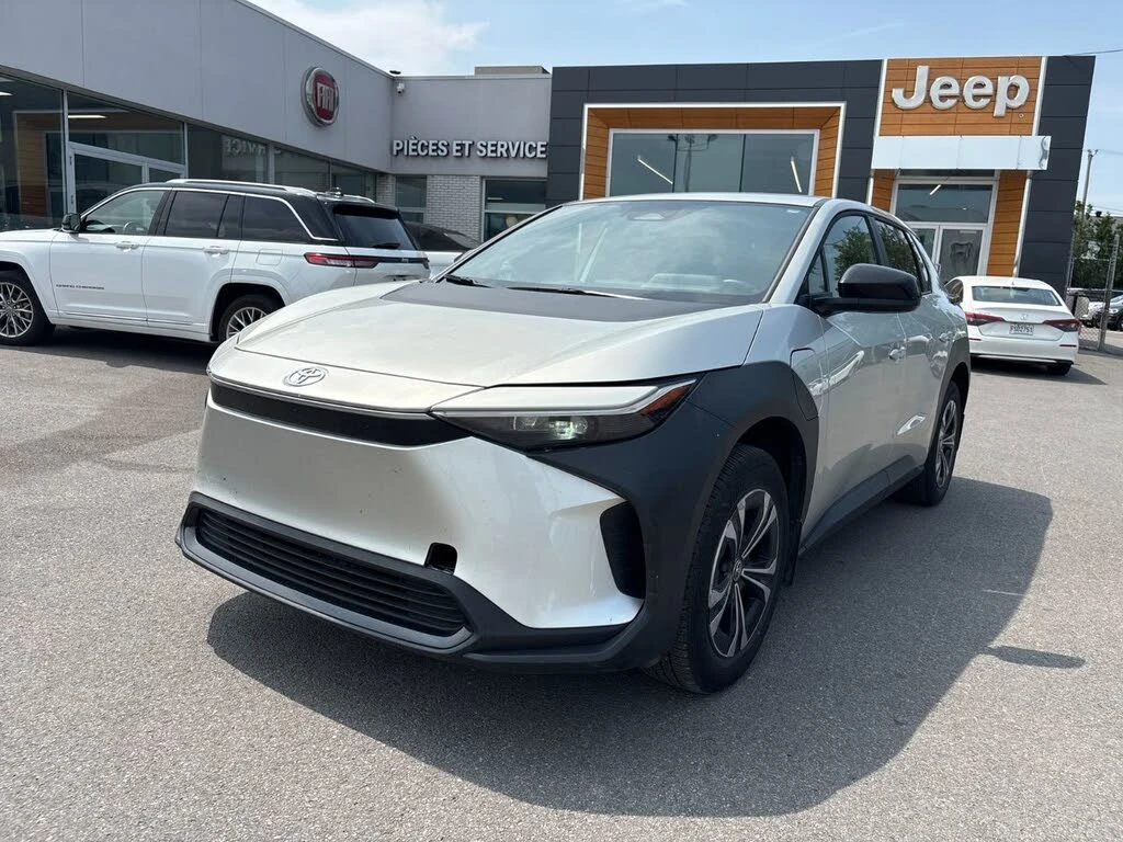 Toyota bZ4X LE FWD* BT* КАМЕРИ* НАВИ* ПОДГРЕВ и ДР, снимка 3 - Автомобили и джипове - 55437965