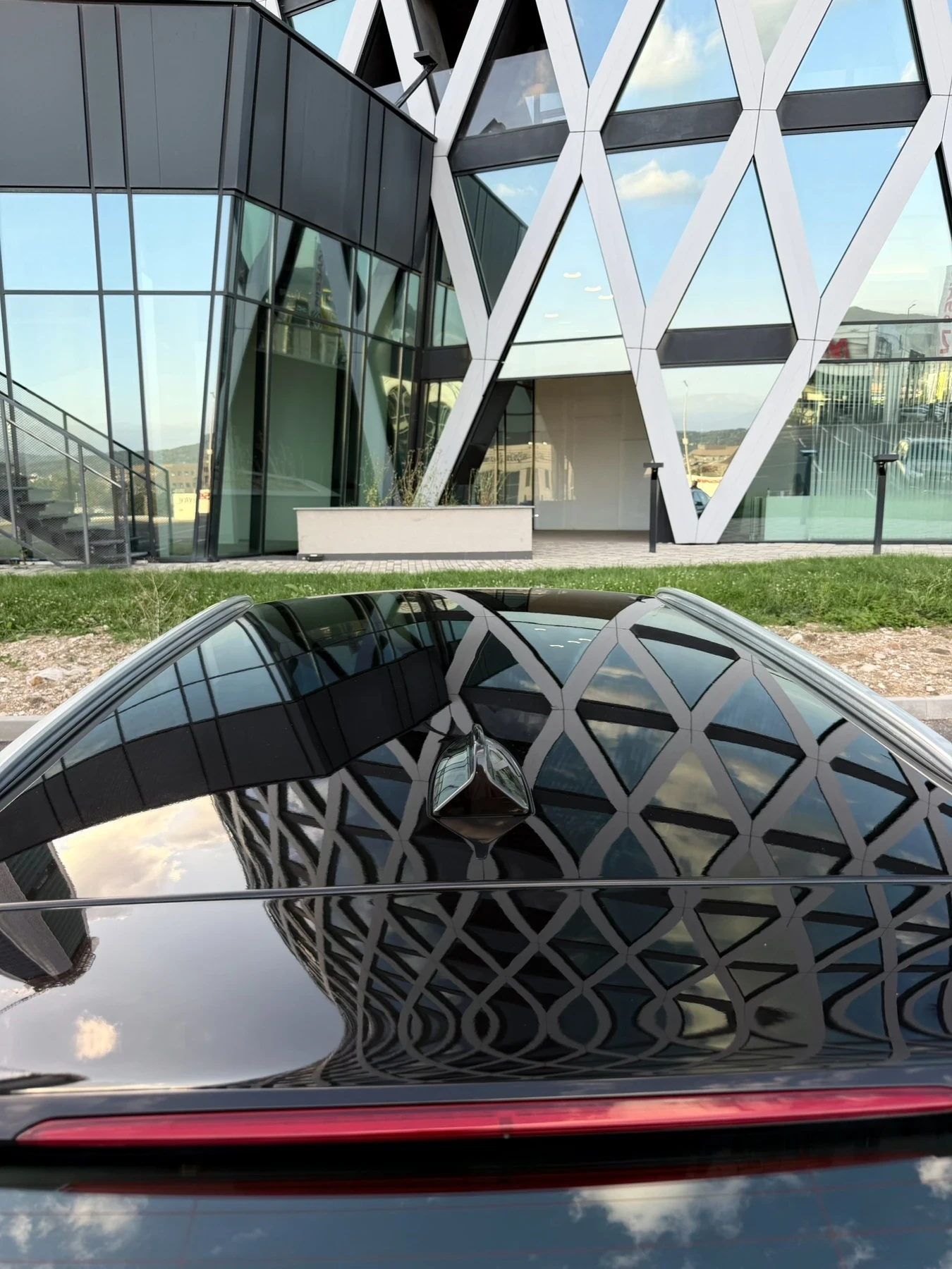 BMW 535 BMW 535 D * HEAD UP* XD* DISTRONIC* M-PACK* MASSAG | Mobile.bg � ����������� 6