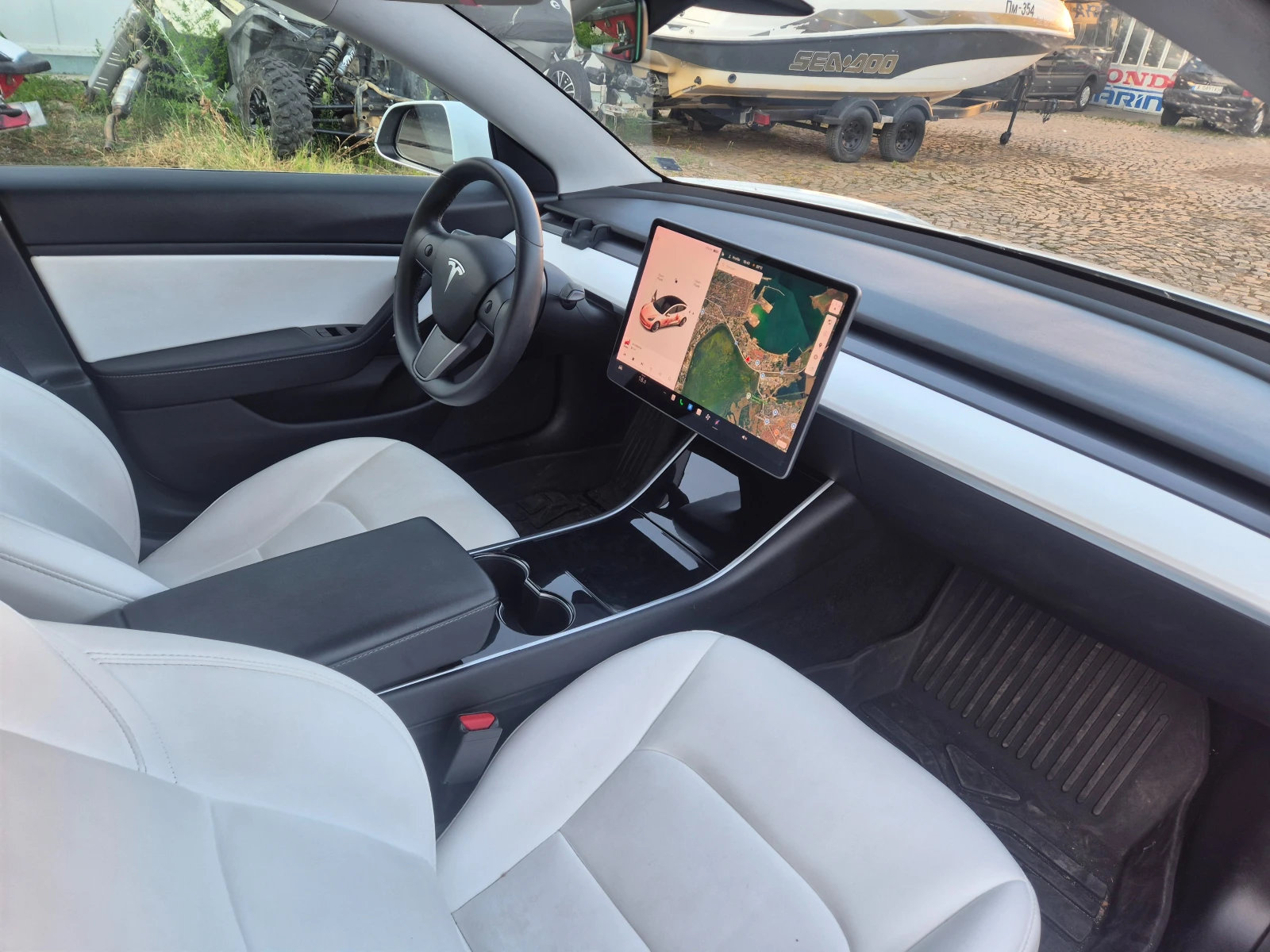 Tesla Model 3, снимка 9 - Автомобили и джипове - 55537693
