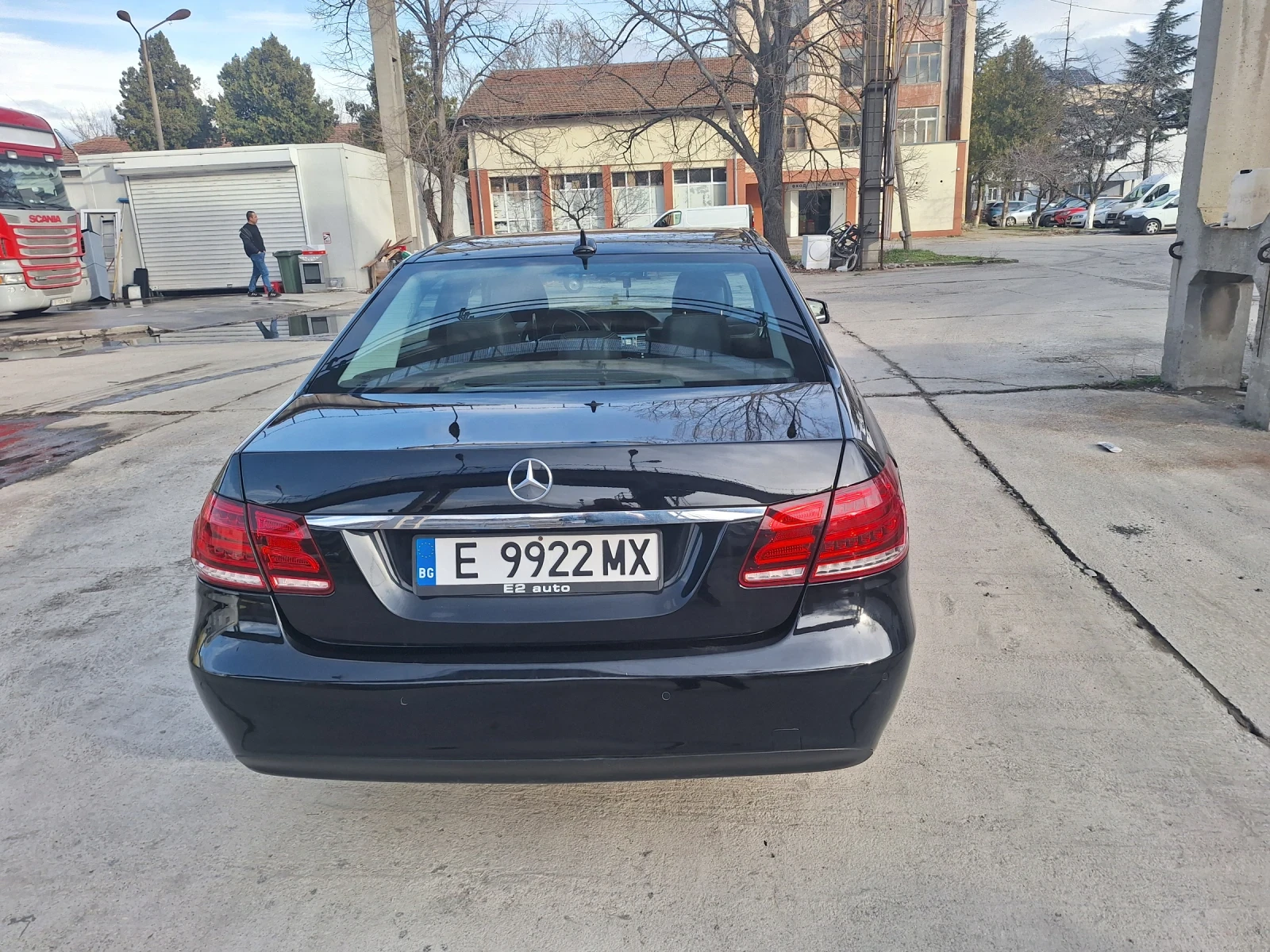 Mercedes-Benz E 250, снимка 6 - Автомобили и джипове - 55585736