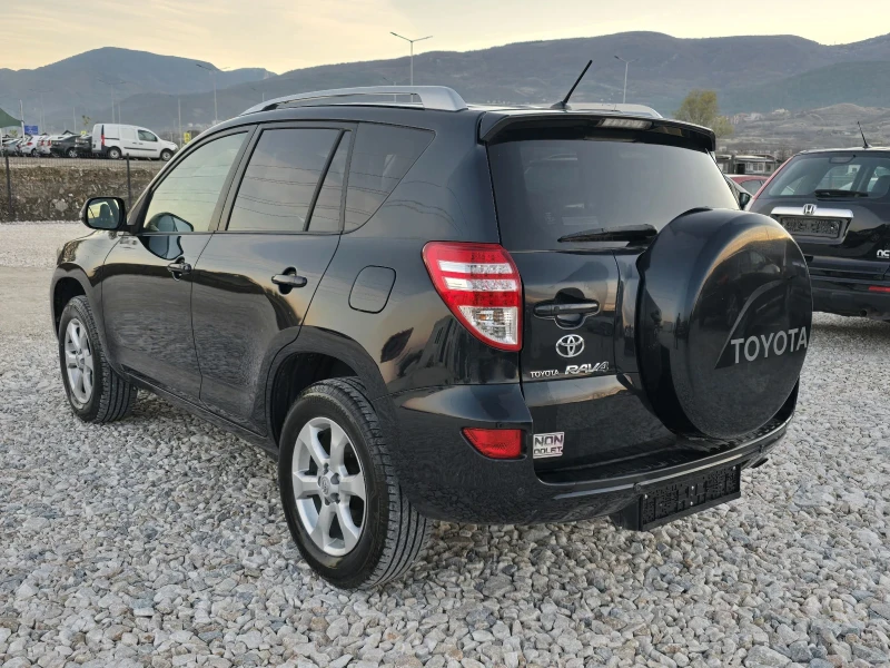 Toyota Rav4 2.2D4D/150КС/EXECUTIVE/КОЖА/НАВИГАЦИЯ/ПОДГРЕВ, снимка 5 - Автомобили и джипове - 48018942