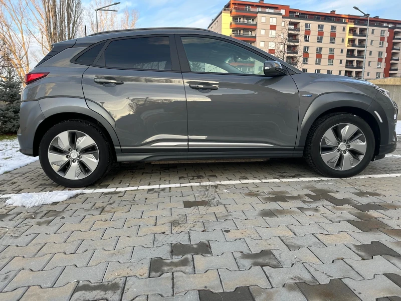 Hyundai Kona PREMIUM 64KWh FULL ASSIST/DISSTR/KRELL/HEADUP, снимка 6 - Автомобили и джипове - 48512265