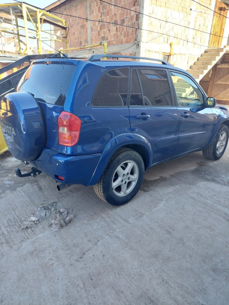 Toyota Rav4, снимка 5 - Автомобили и джипове - 48909769