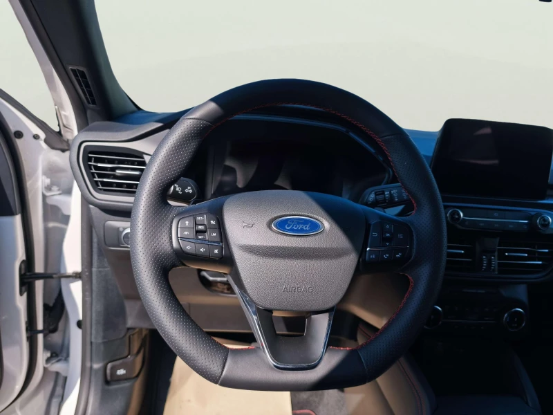 Ford Kuga 2.0, снимка 10 - Автомобили и джипове - 52081348