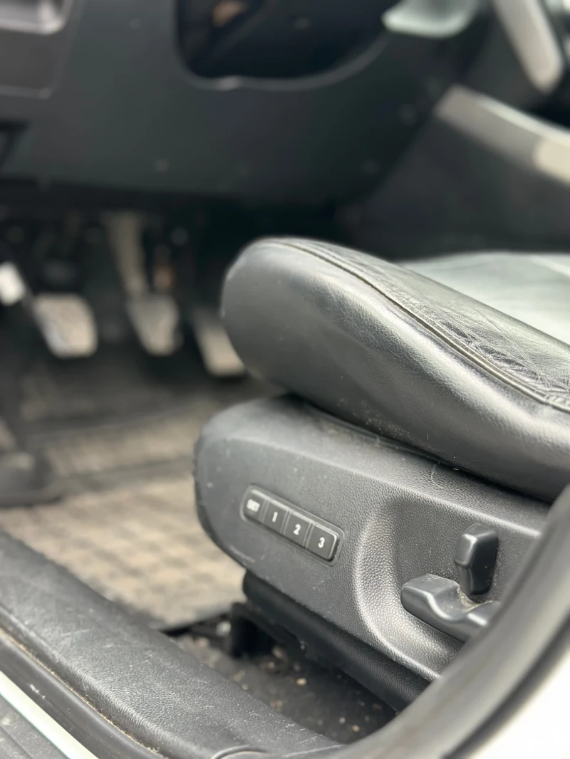 Mazda CX-7 2.2 FACELIFT, снимка 11 - Автомобили и джипове - 52437381