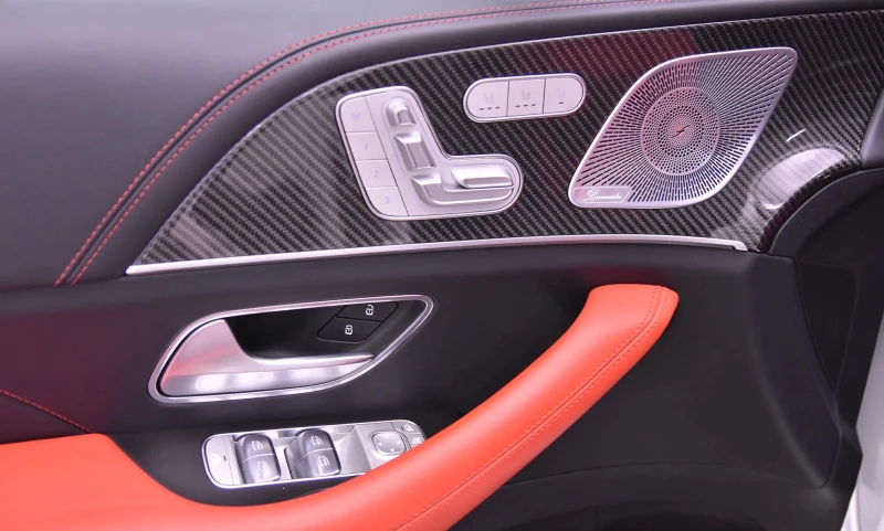 Mercedes-Benz GLE 63 S AMG 4Matic, снимка 10 - Автомобили и джипове - 52882772