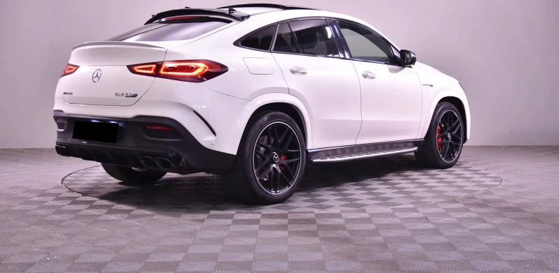 Mercedes-Benz GLE 63 S AMG 4Matic, снимка 3 - Автомобили и джипове - 52882772
